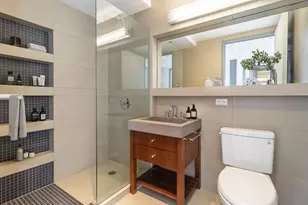 260 N 9th St, New York City, NY 11211 - Photo 2