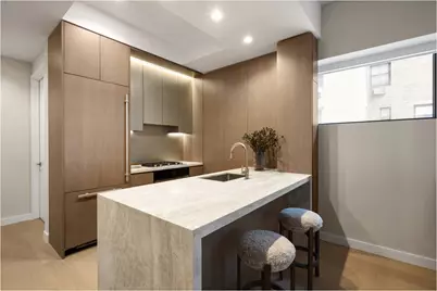 126 E 57th Street #1005, New York City, NY 10022 - Photo 2
