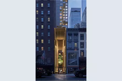 126 E 57th Street #2401, New York City, NY 10022 - Photo 8