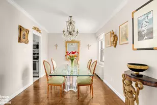 400 E 56th St, New York City, NY 10022 - Photo 8