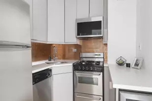 153 E 57th St, New York City, NY 10022 - Photo 4