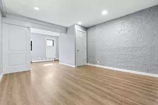 509 W 23rd St, New York, NY 10011 - Photo 8