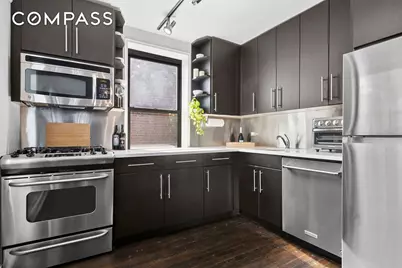 9511 Shore Road #606, New York City, NY 11209 - Photo 2