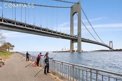 9511 Shore Road #606, New York City, NY 11209 - Photo 16