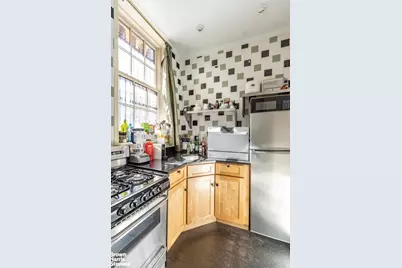 428 W 44th Street, New York City, NY 10036 - Photo 8