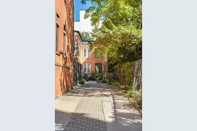 7 Sylvan Court, New York, NY 10035 - Photo 12