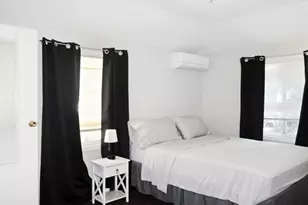 219-19 143rd Rd, New York City, NY 11413 - Photo 2