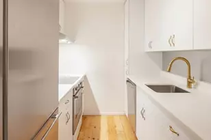 129 Barrow St, New York City, NY 10014 - Photo 6