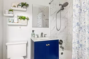 211 Thompson St, New York City, NY 10012 - Photo 6