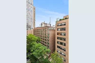 130 W 67th Street #9J, New York City, NY 10023 - Photo 10