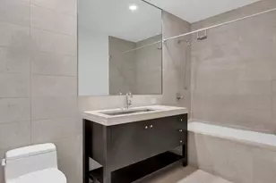 1600 Broadway, New York City, NY 10019 - Photo 4