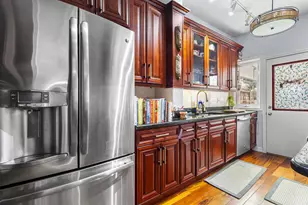 1736 E 33rd St, New York City, NY 11234 - Photo 8