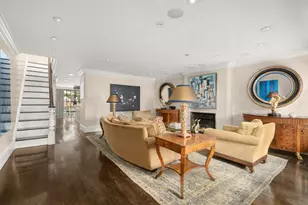 518 E 89th St, New York City, NY 10128 - Photo 8