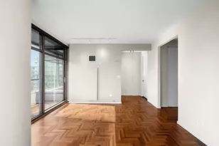 250 E 54th St, New York City, NY 10022 - Photo 6