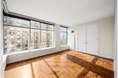 250 E 54th Street #28C, New York City, NY 10022 - Photo 10