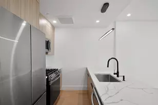 27-23 Crescent St, New York City, NY 11102 - Photo 2
