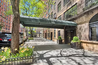 325 E 72nd Street #C12, New York City, NY 10021 - Photo 14
