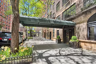 325 E 72nd St, New York City, NY 10021 - Photo 14