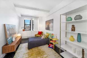 325 E 72nd St, New York City, NY 10021 - Photo 8