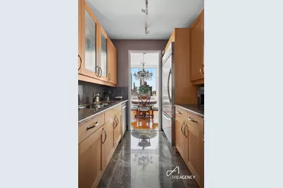 401 E 60th Street #35B, New York City, NY 10065 - Photo 4