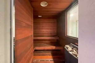 161 W 61st St, New York City, NY 10023 - Photo 18