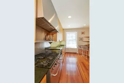 225 E 62nd Street, New York City, NY 10065 - Photo 4