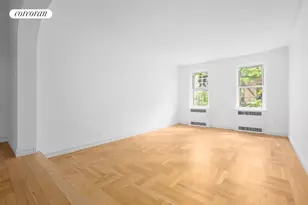 210 W 19th St, New York City, NY 10011 - Photo 4