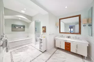 43 W 64th St, New York City, NY 10023 - Photo 8