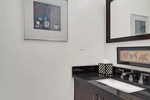 360 E 72nd St, New York City, NY 10021 - Photo 6