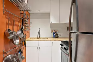 16 W 16th St, New York City, NY 10011 - Photo 2