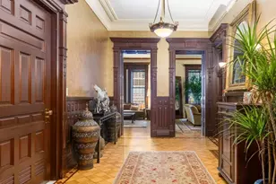 205 W 57th St, New York City, NY 10019 - Photo 4