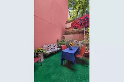 44 W 105th Street #1A, New York City, NY 10025 - Photo 2