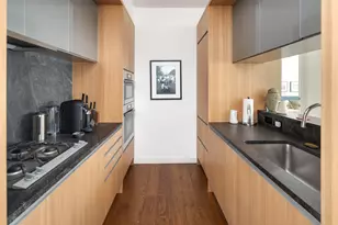 311 W Broadway, New York City, NY 10013 - Photo 4