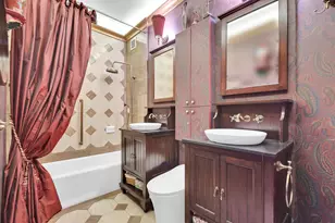 58 W 58th St, New York City, NY 10019 - Photo 10