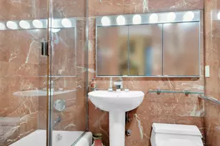 58 W 58th St, New York City, NY 10019 - Photo 10