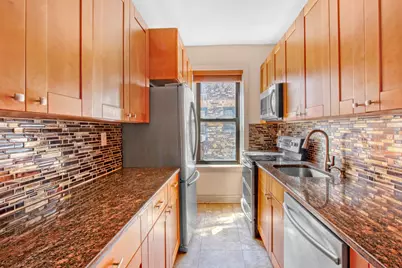9701 Shore Road #5L, New York City, NY 11209 - Photo 4