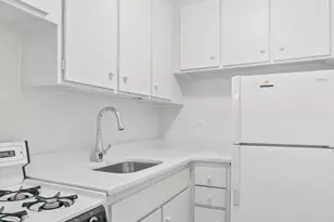 345 E 69th St, New York City, NY 10021 - Photo 4