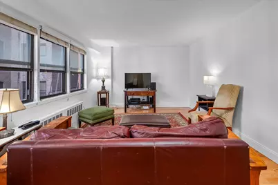 579 W 215th Street #2-F, New York City, NY 10034 - Photo 2