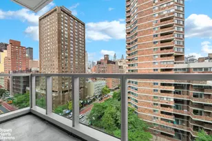 300 E 23rd St, New York City, NY 10010 - Photo 2