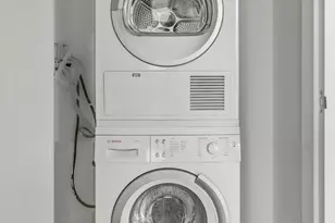 300 E 23rd St, New York City, NY 10010 - Photo 10