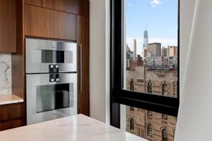 242 Broome St, New York City, NY 10002 - Photo 10