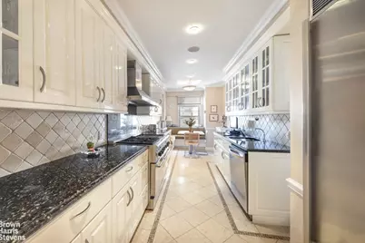 785 5th Avenue #14A, New York City, NY 10022 - Photo 10