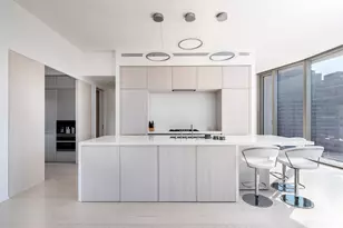 160 Leroy St, New York City, NY 10014 - Photo 2