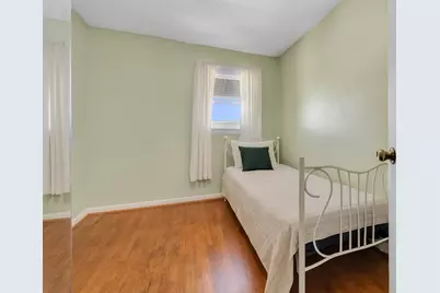 1472 Stickney Place, New York City, NY 10469 - Photo 10