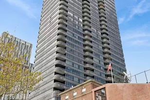 530 E 76th St, New York City, NY 10021 - Photo 2