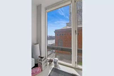 530 E 76th Street #6J, New York City, NY 10021 - Photo 16