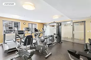 516 W 47th St, New York City, NY 10036 - Photo 8
