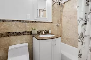 251 E 51st St, New York City, NY 10022 - Photo 16