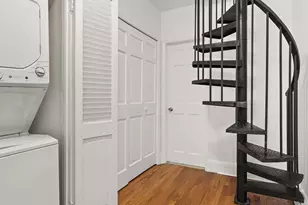 559 Warren St, New York City, NY 11217 - Photo 8