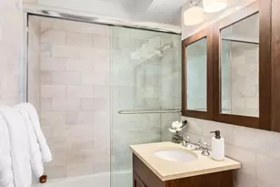 205 E 77th St, New York City, NY 10075 - Photo 6